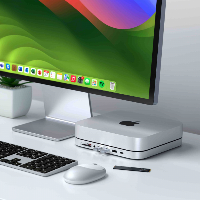 Satechi Stand & Hub For Mac Mini / Studio (1x USB-C 3.2, 1xUSB-A 3.2, 2x USB-A 3.0, 3.5mm Audio,1x Micro/SD, 1x NVMe/M.2 SATA SSD Enclosure Drive not included) - Silver [3]