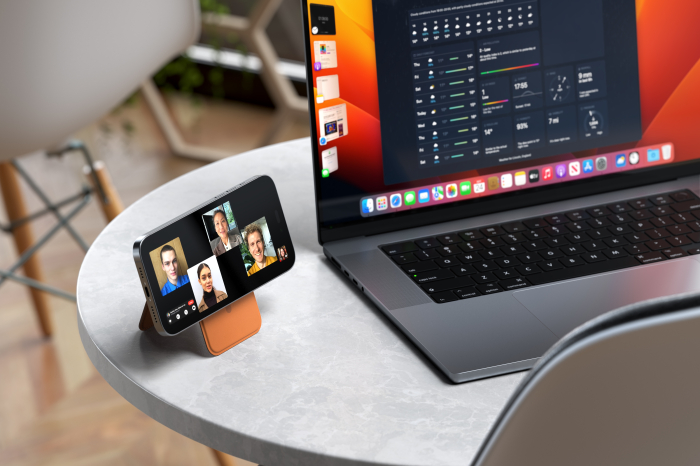 Satechi Vegan-Leather Magnetic Wallet Stand (iPhone 12/13/14/15 all models) - Orange [5]