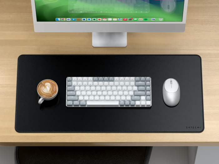 Satechi Vegan-Leather Premium Desk Mat - Black [4]