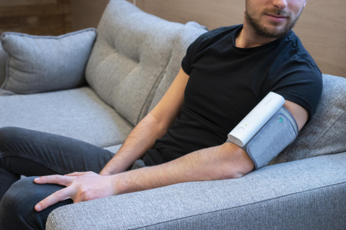 Withings Blood Pressure Monitor Connect w Wifi sync [2]