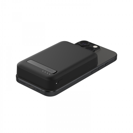 Belkin BOOSTCHARGE PRO 8k Qi2 MagSafe Compatible Powerbank with kickstand - Black [4]