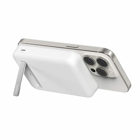 Belkin BOOSTCHARGE PRO 8k Qi2 MagSafe Compatible Powerbank with kickstand - White [5]