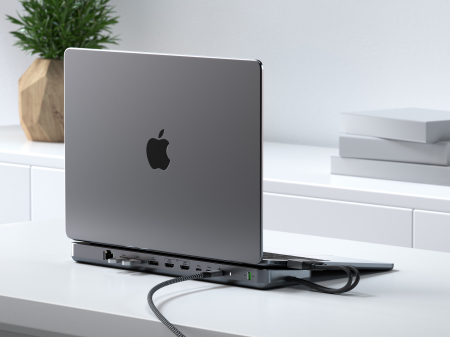 Satechi Dual Dock Stand Docking Station with NVMe SSD Enclosure (USB-C PD Pass-through 75W,2xUSB-C 5Gbps&10Gbps,)2xHDMI 2.0 (4K/60Hz),1x DP 1.4 Port (4k/60Hz),2xUSB-A Ports 5Gbps&10Gbps,1xRJ45,1xM.2 S [7]