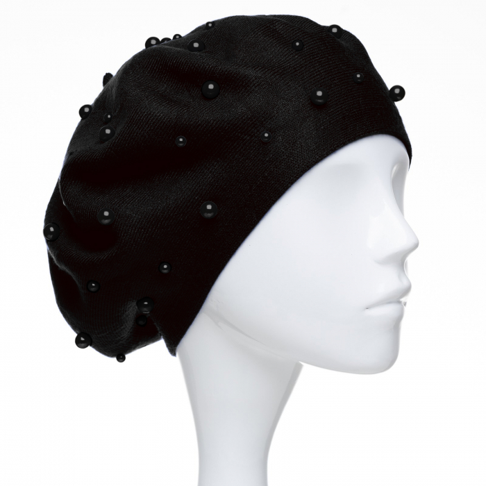 Bereta neagra, cu perle fine negre aplicate pe toata suprafata, din bumbac si lana