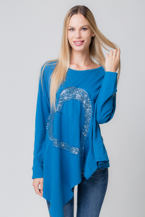 Bluza albastra asimetrica cu inima paiete