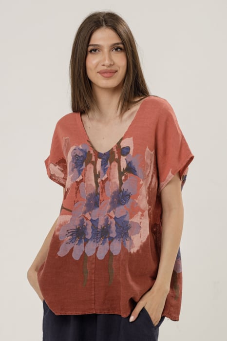 Bluza din in oversize cu funda la spate si imprimeu floral stilizat pastel, pe fond roz inchis