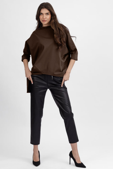 Bluza maro din jerseu bumbac, cu un colt lateral