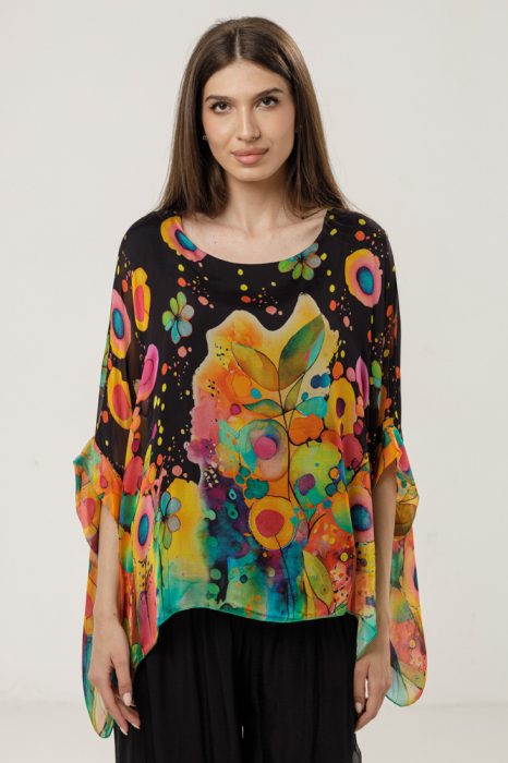 Bluza neagra din matase naturala cu maneca scurta si imprimeu floral-abstract