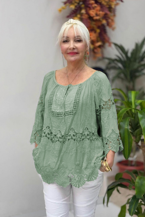 Bluza tip ie cu dantela si paiete fine incolore din matase si vascoza kaki brodata