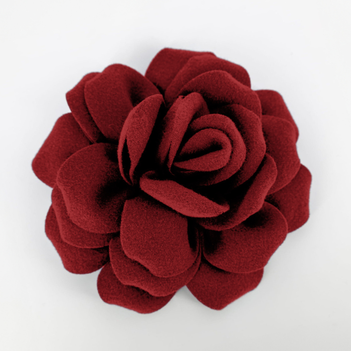 Brosa floare rosu inchis cu diametru de 20 cm din stofa, cu clips si ac