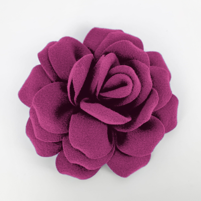 Brosa floare magenta cu diametru de 20 cm din stofa, cu clips si ac