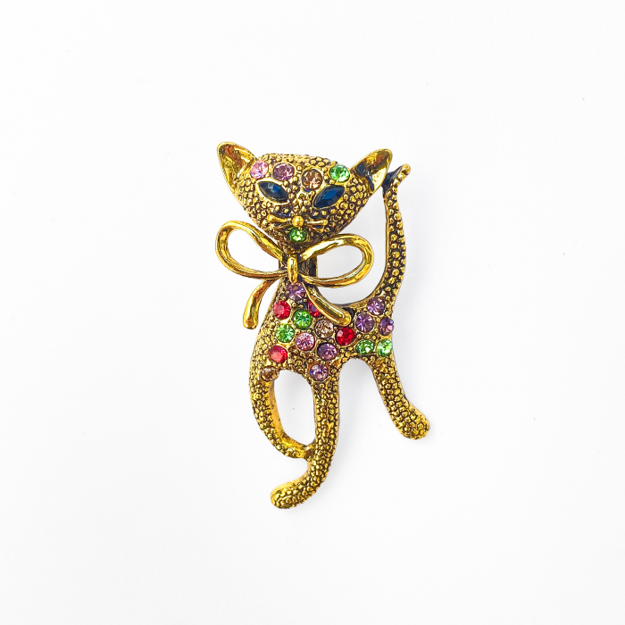 Brosa metalica pisica aurie cu pietricele multicolore
