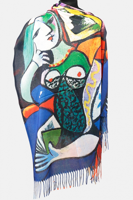 Esarfa cashmere cu fir de lurex, doua fete imprimata cu reproducere dupa Femeie cu carte lui Picasso