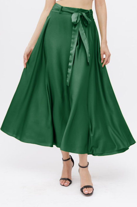 Fusta verde din satin, cu elastic si cordon in talie