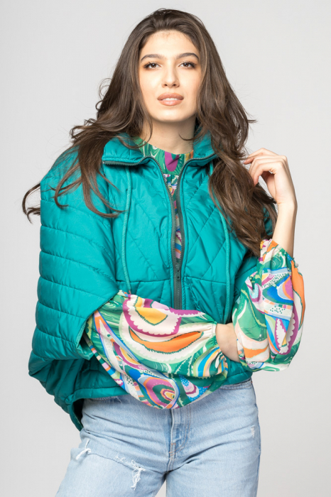 Geaca-poncho scurta, de oras, verde