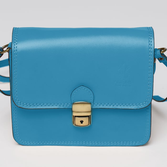Geanta crossbody albastra din piele naturala tip postas