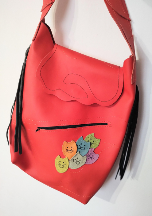 Geanta sac din piele naturala corai  ,cu pisicute ,unicat [1]