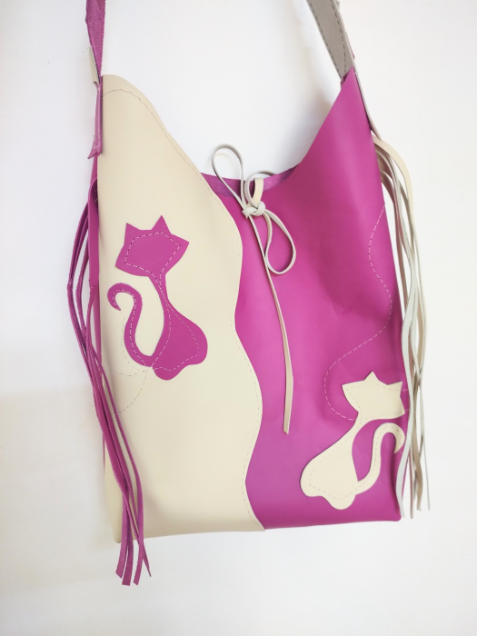 Geanta sac handmade din piele naturala, cu pisicute Yin Yang
