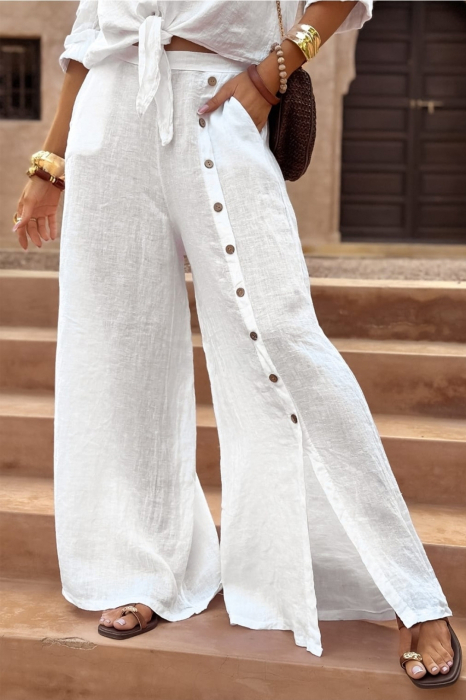 Pantaloni largi de vara, din in, cu nasturi decorativi din lemn pe picior, albi