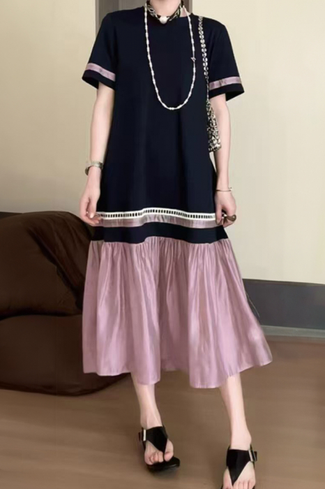 Rochie A-line din jerseu din bumbac cu volan din alt material, belumarin cu lila