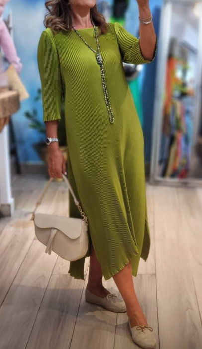 Rochie A-line plisata cu maneci trei sferturi si crapaturi laterale, verde oliv