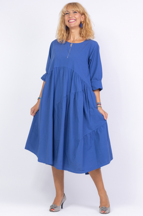 Rochie albastra oversize, cu trei volane asimetrice, din poplin satinat