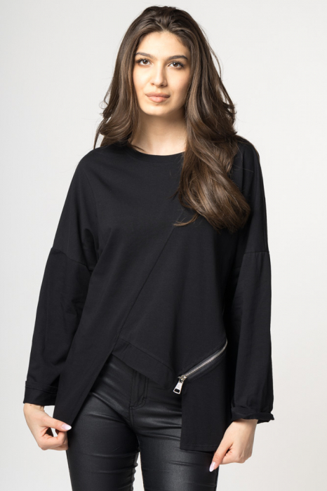 Bluza neagra asimetrica, cu fermoar