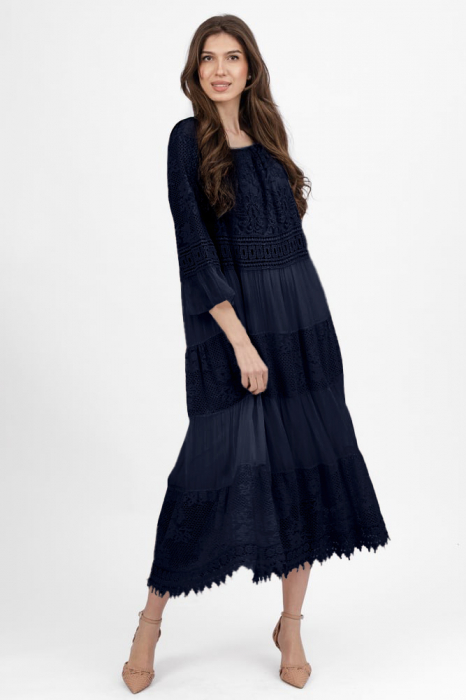 Rochie boho bleumarin, lunga cu volane, din matase naturala cu dantela