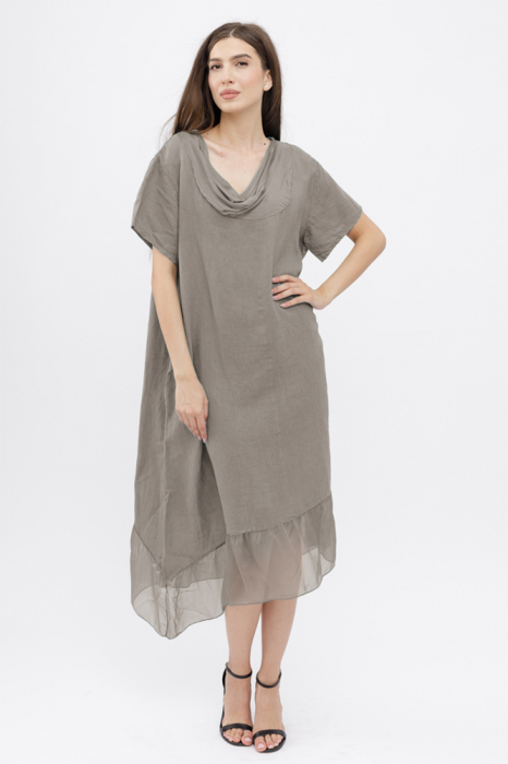 Rochie oversize usor asimetrica A-line, din in cu guler si volan din matase, bej inchis