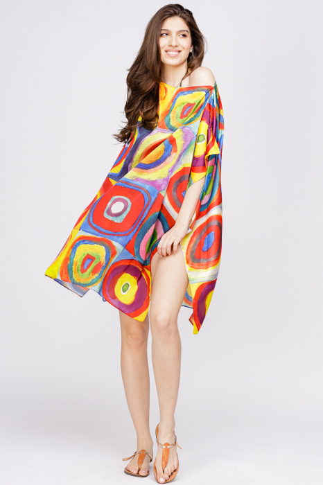 Rochie de plaja tip poncho din matase cu reproducere dupa pictura moderna a lui kandinsky