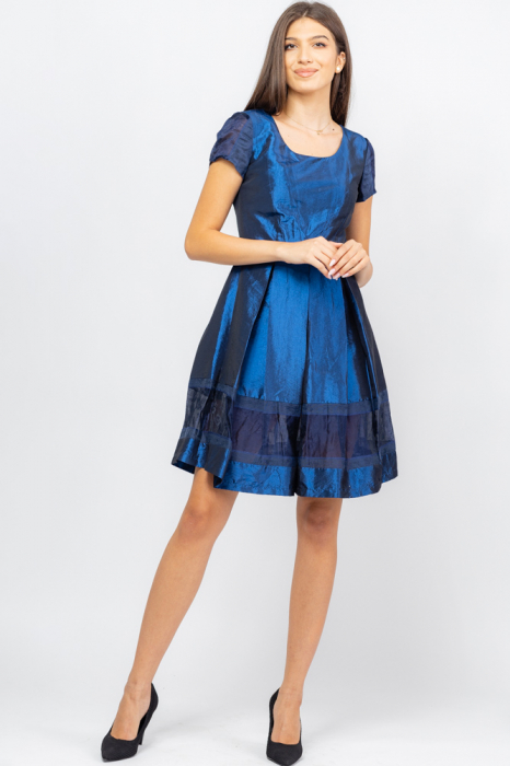 Rochie eleganta din satin albastru metalizat cu aplicatii decorative
