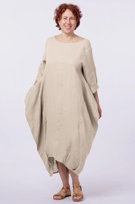 Rochie lalea in colturi, din in bej