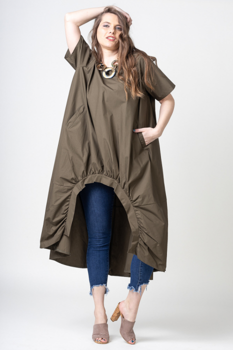 Rochie asimetrica din poplin satinat, cu rascroiala rotunda, kaki
