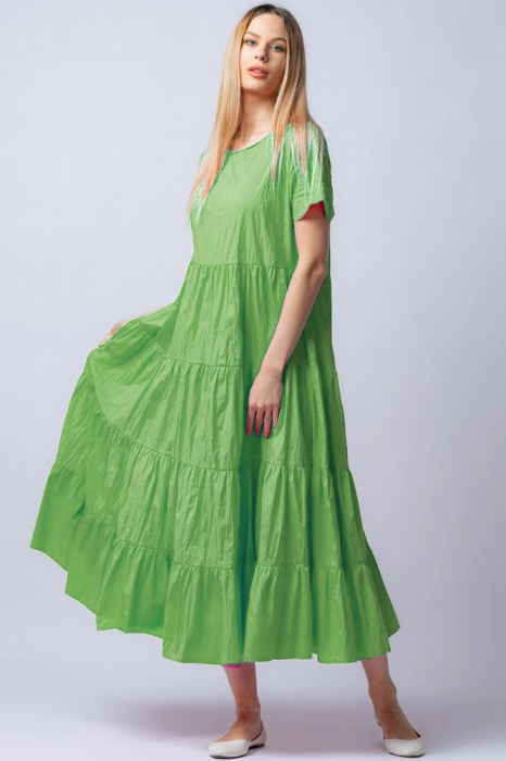 Rochie lunga verde deschis cu patru volane