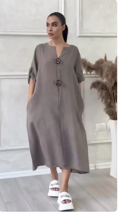 Rochie din in, cu doi nasturi decorativi pe piept, bej inchis