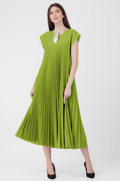 Rochie plisata A-line lunga, material fin si usor creponat, verde oliv