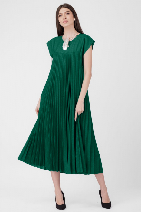 Rochie plisata A-line lunga, material fin si usor creponat, verde inchis