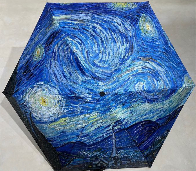 Umbrela de ploaie cu imprimeu reproducere dupa Noaptea Instelata a lui Van Gogh