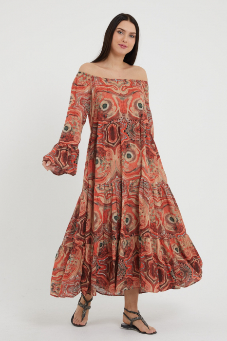 Rochie lunga cu imprimeu multicolor cu nuante de portocaliu, cu 4 volane din tesatura fina din vascoza