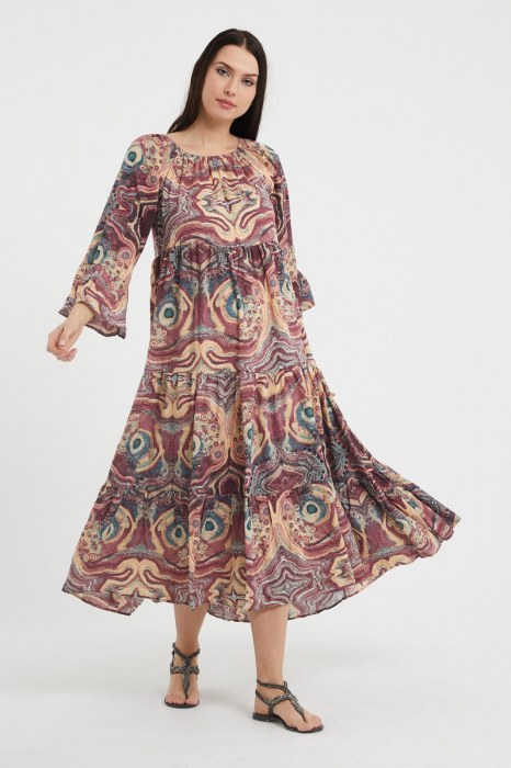 Rochie lunga cu imprimeu multicolor, cu 4 volane din tesatura fina din vascoza