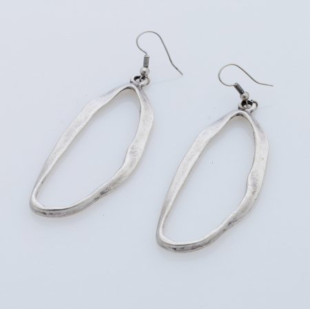 BIJUTERII - Cercei din zamac cu forma ovala