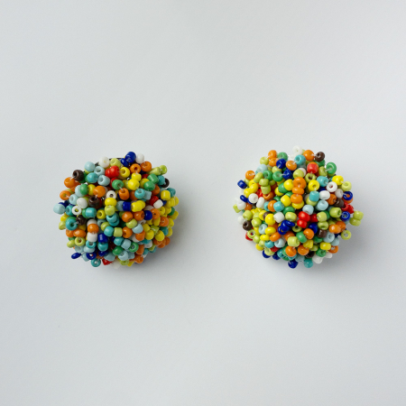 Cercei - Cercei in forma de papadie cu pietricele mici in culori vibrante