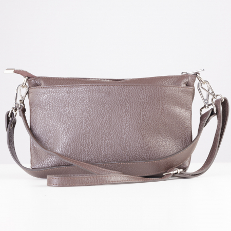 Genți din Piele Naturală - Geanta crossbody cu trei compartimente din piele naturala, maron ciocolata