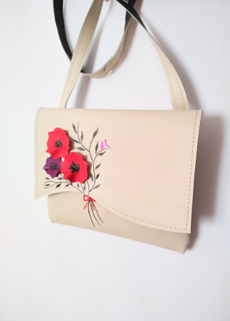 Genți si Plicuri Handmade din Piele - Geanta ivoire din piele naturala, cu maci și pasarele ,unicat