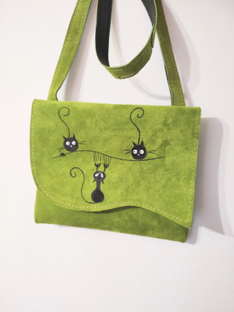 Genți si Plicuri Handmade din Piele - Geanta verde olive ,pictata manual,cu pisicute