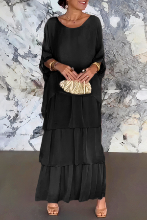 Rochii Elegante & Office - Rochie lunga suprapusa din matase si vascoza, cu trei volane mari si maneca cazuta, neagra