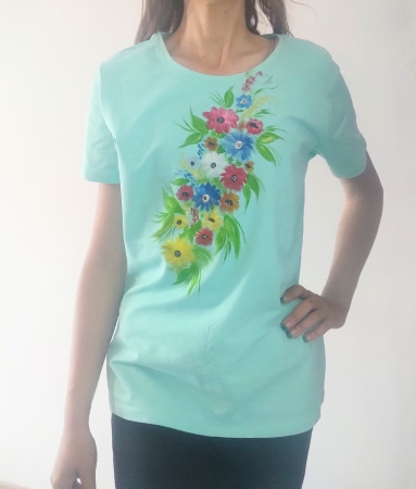 Tricouri Pictate Manual - Tricou bleu pictat manual cu flori de camp