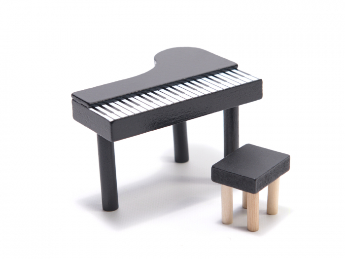 https://gomagcdn.ro/domains/siashop.ro/files/product/medium/casa-de-papusi-cu-mobilier-din-lemn-mdf-78cm-led-negru-505225.jpg [13]