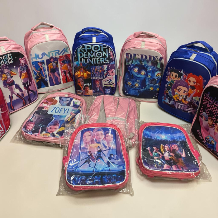 https://gomagcdn.ro/domains/siashop.ro/files/product/medium/ghiozdan-scolar-k-pop-copie-070331.jpg [2]