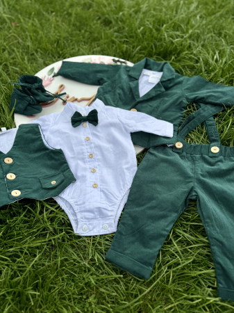 Botez Baietei - Costum botez din catifea raiata verde- 3 piese